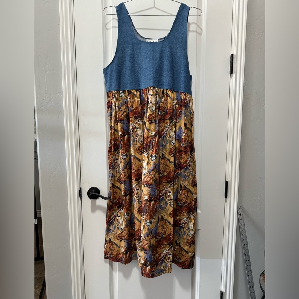 OffBeat woman’s size M sleeveless Denim and horse dress. New no tags